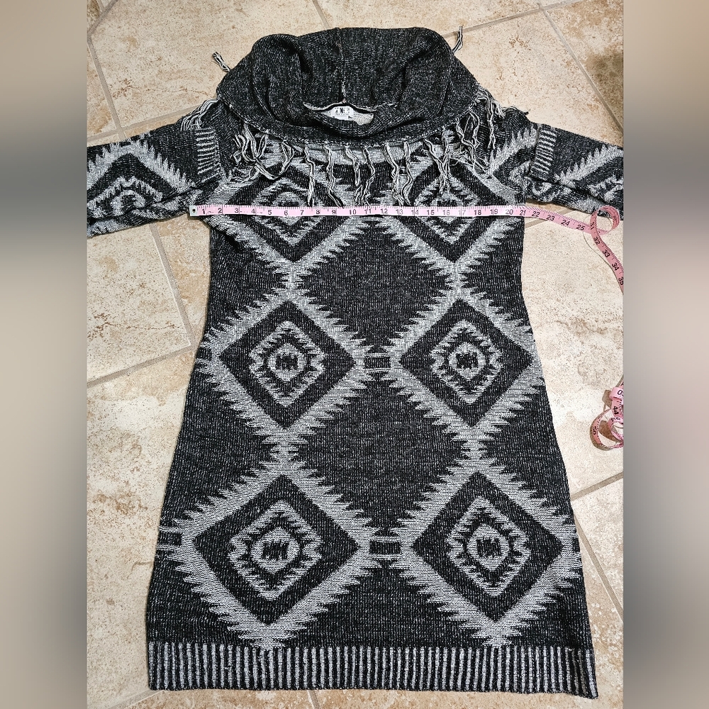 Monroe & Main Women 1X Sweater Dress Black Gray Aztec Cowl Neck Boho Cozy - Picture 5 of 6